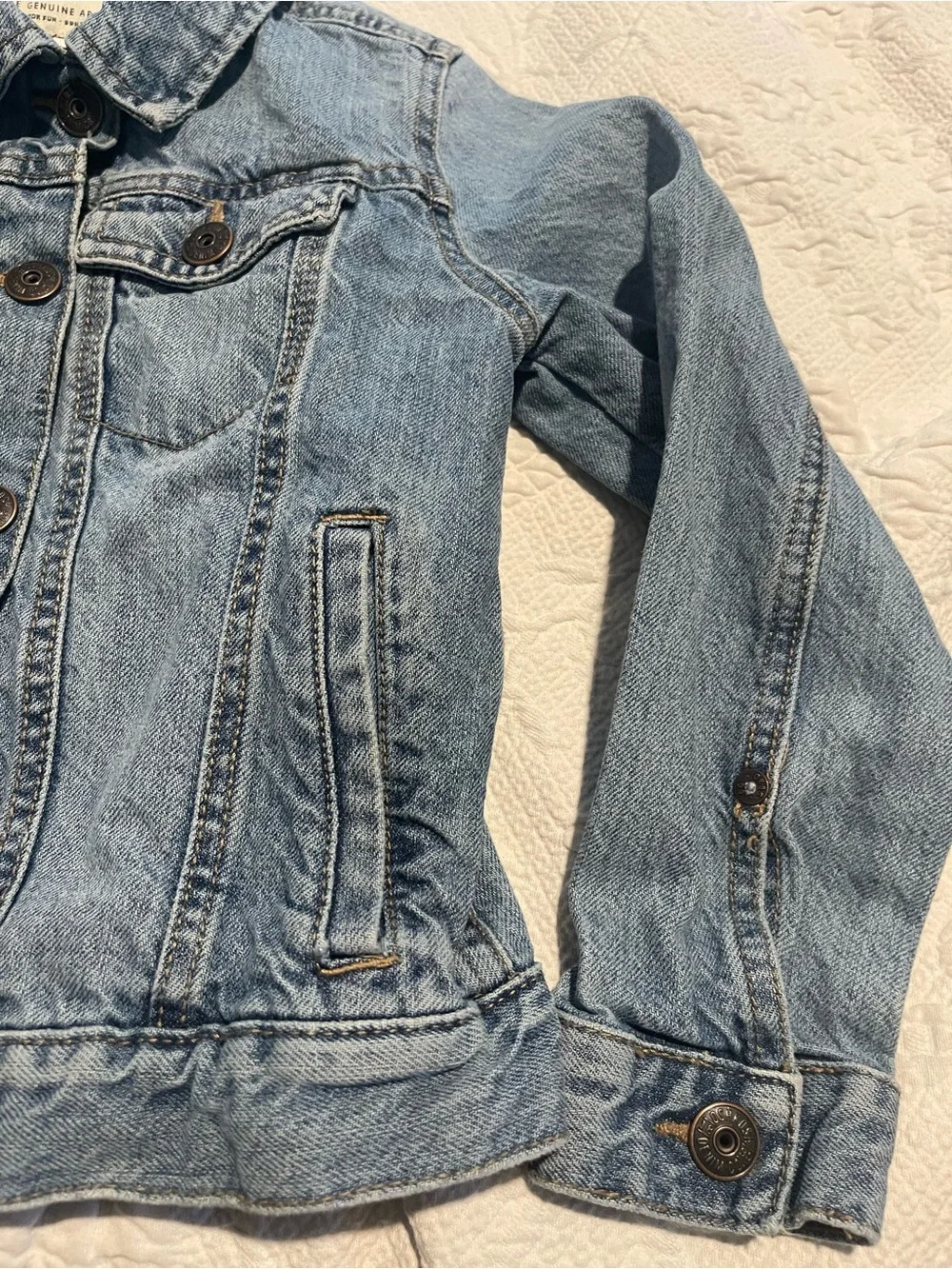 OshKosh B'gosh Kids 7 Light Blue Denim Jean Jacket for Kids 100% Cotton
